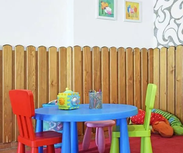 U Kostela 3*
